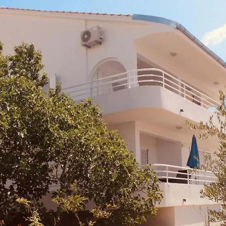 Agradable House Seget Vranjica