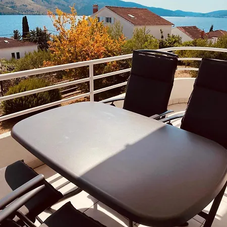 Agradable House Seget Vranjica
